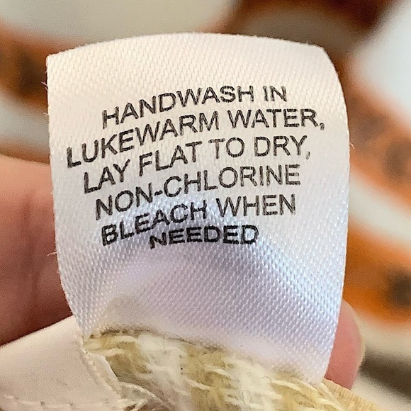 𝅺CHARMING Charlie Southwest Print Fringed Scarf or Wrap - Picture 10 of 11